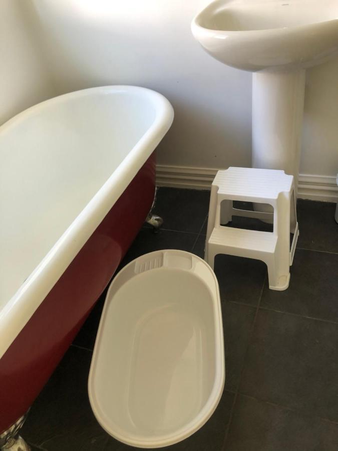Renwick In The City Nelson, 10Min Walk To City Centre, Full Kitchen, Fast Fibre Wifi, Drive 13Min To Airport, 5Min To Hospital, Quiet Street, Dog Friendly Esterno foto