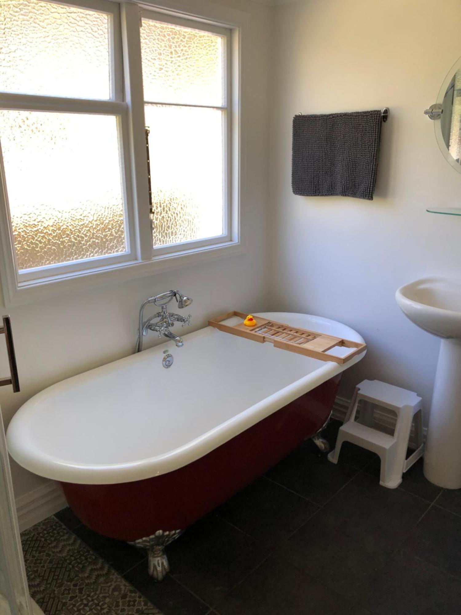 Renwick In The City Nelson, 10Min Walk To City Centre, Full Kitchen, Fast Fibre Wifi, Drive 13Min To Airport, 5Min To Hospital, Quiet Street, Dog Friendly Esterno foto