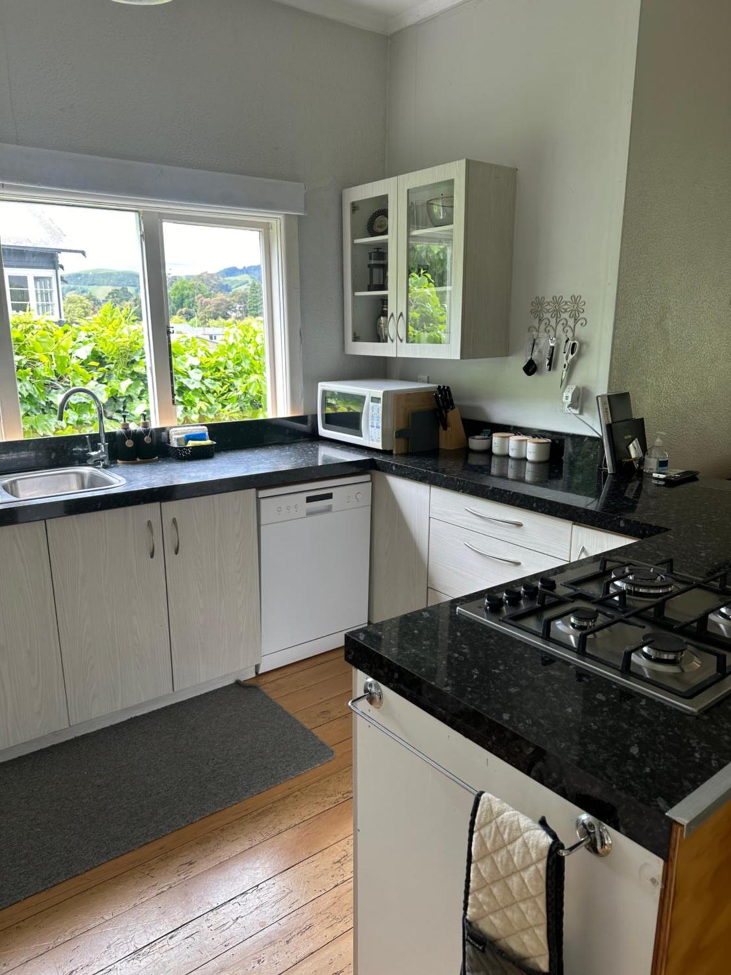 Renwick In The City Nelson, 10Min Walk To City Centre, Full Kitchen, Fast Fibre Wifi, Drive 13Min To Airport, 5Min To Hospital, Quiet Street, Dog Friendly Esterno foto